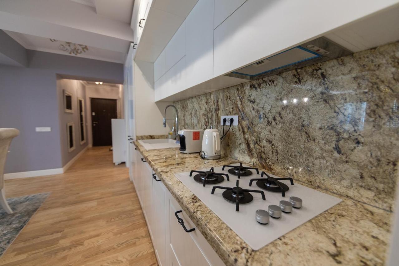 Saphir Stein Residence Apartment 19Th 부쿠레슈티 외부 사진