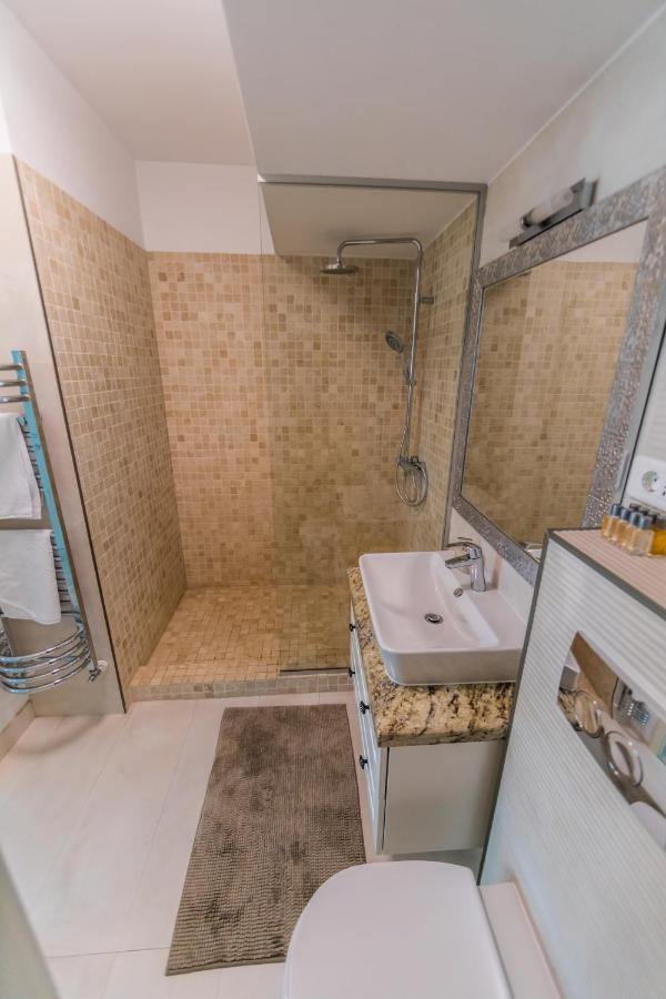 Saphir Stein Residence Apartment 19Th 부쿠레슈티 외부 사진